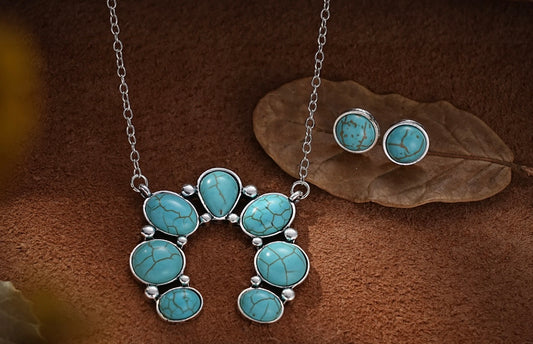 Horseshoe Turquoise Set