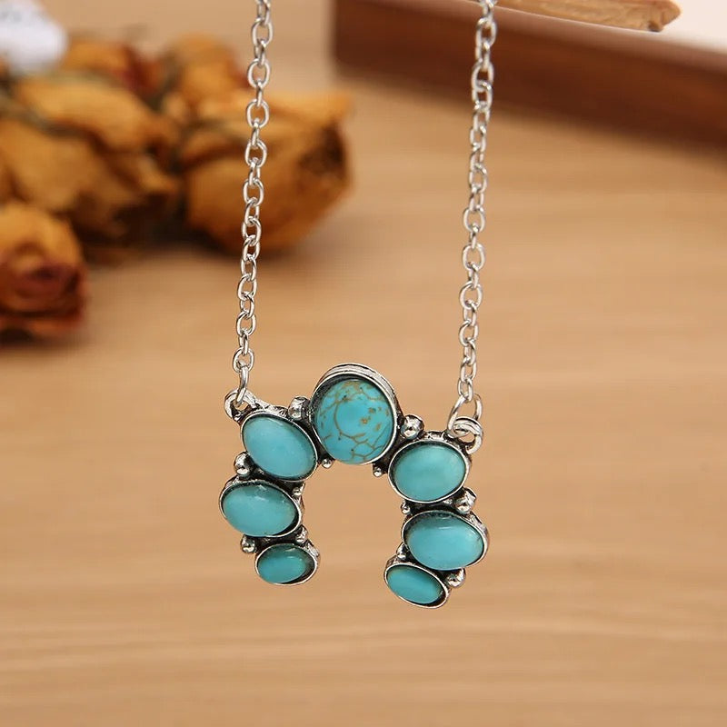 Horseshoe Turquoise Set