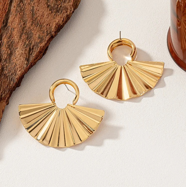 Buchae Fan Earrings